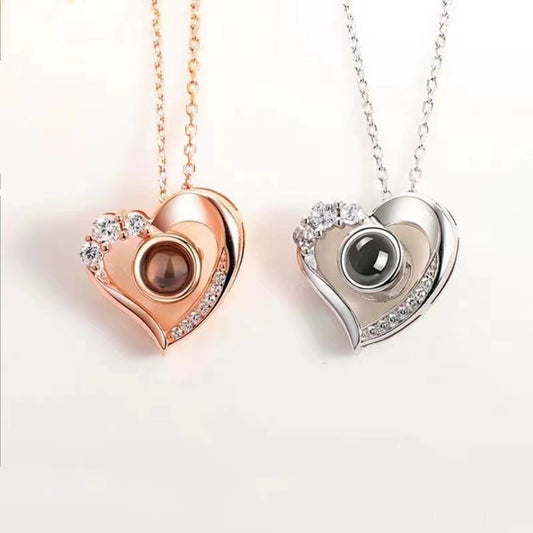 Heart-Shaped Projection Necklace