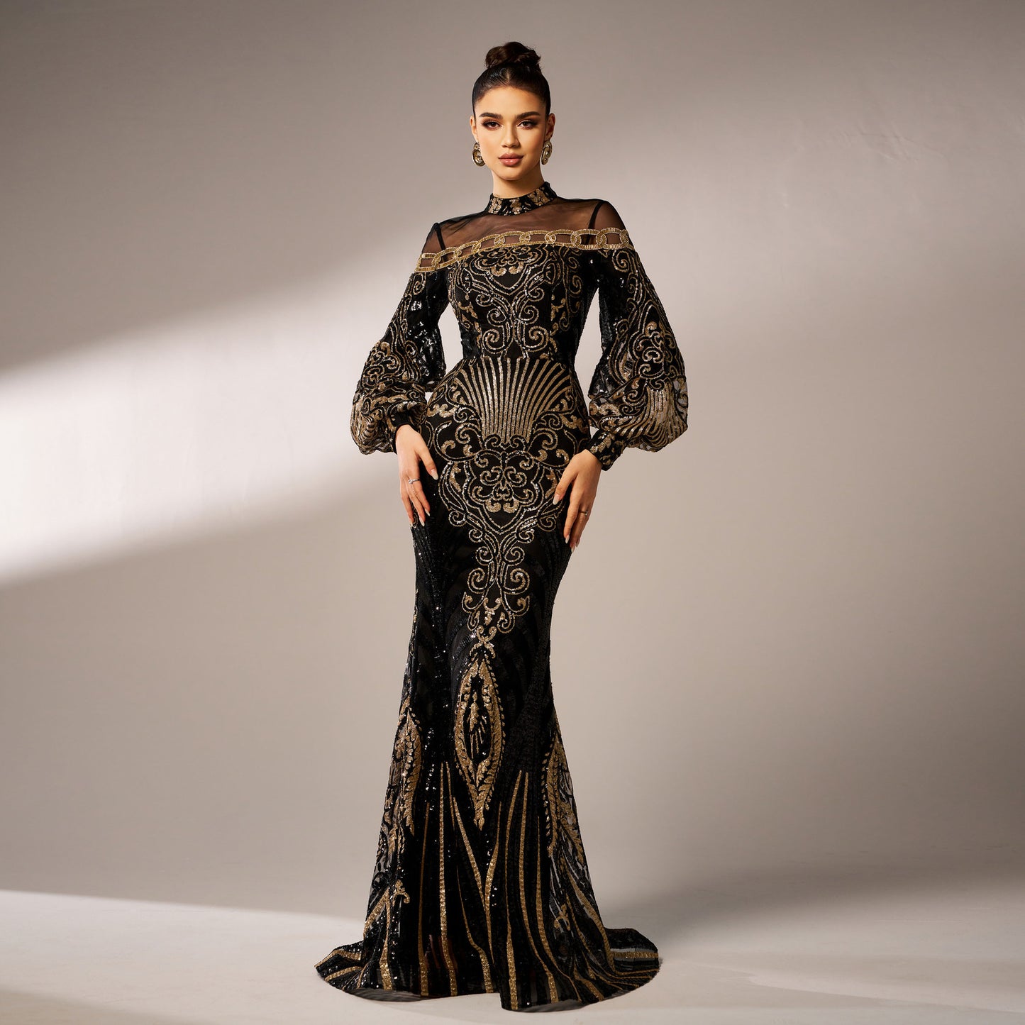 Long Sleeve Round Neck Sequins Fishtail Evening Dress