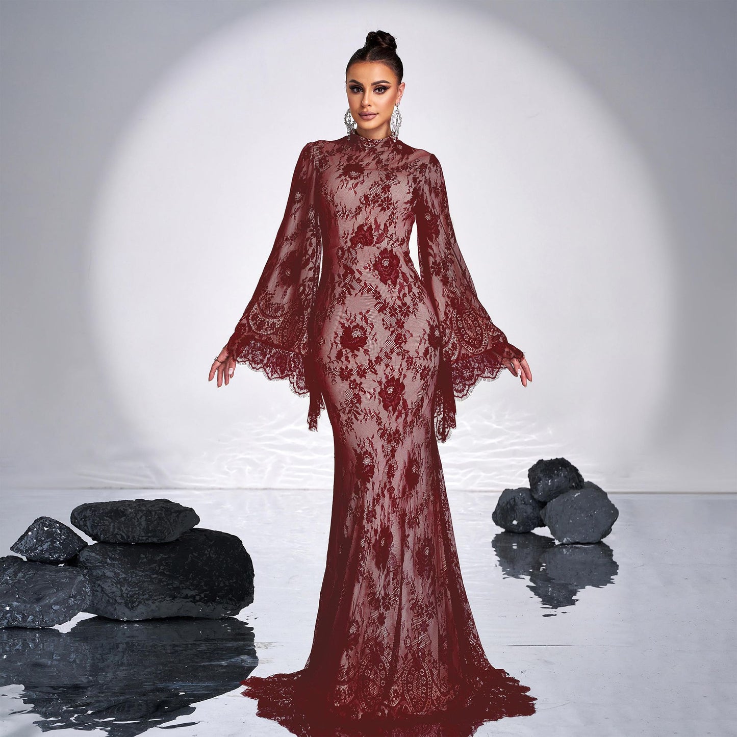 Long Sleeve Round Neck Lace Banquet Dress
