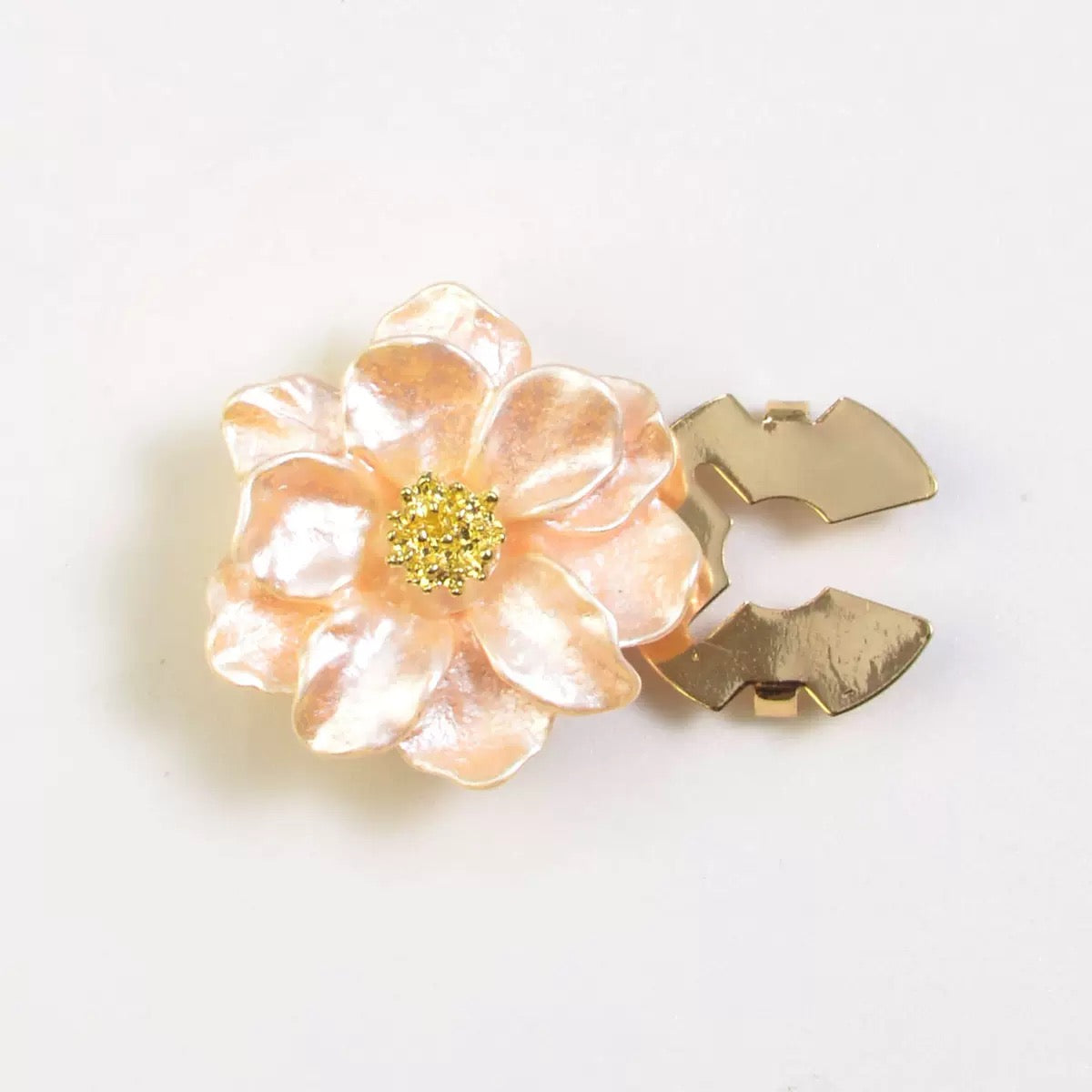 Floral Magnetic Brooch